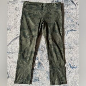 Women’s Camouflage LuluLemon Leggings